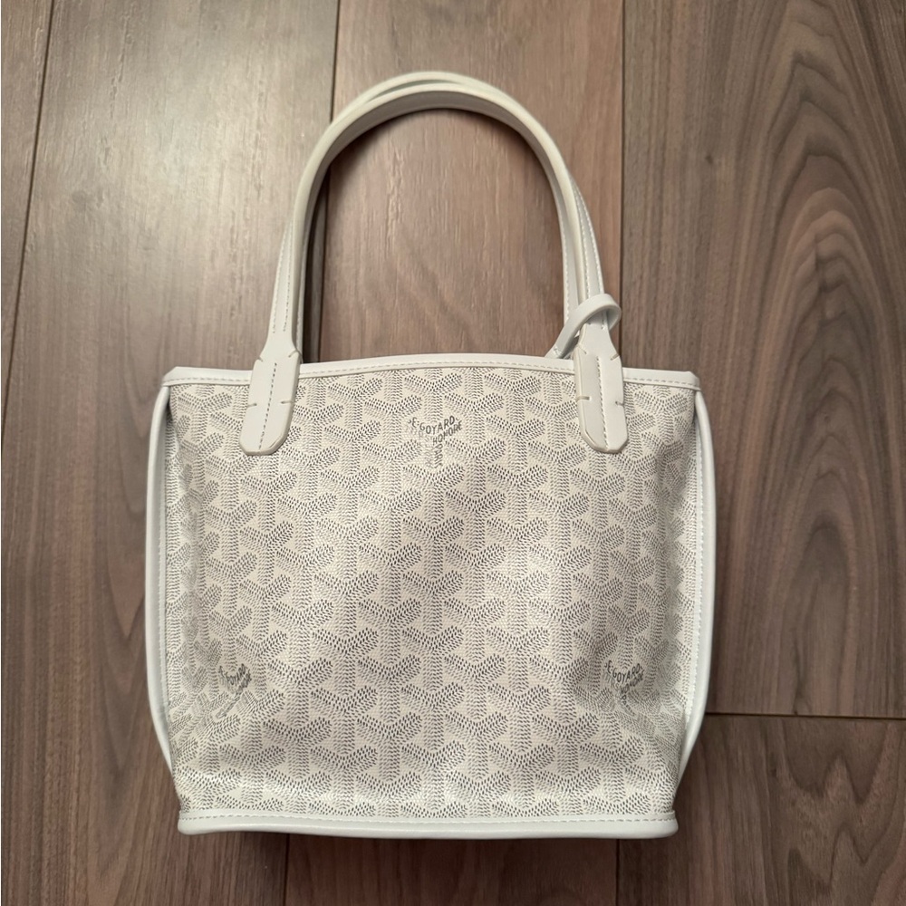 Small white bag/mini tote bag